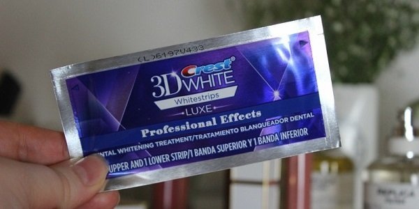 Zmodyfikowane paski wybielające Crest